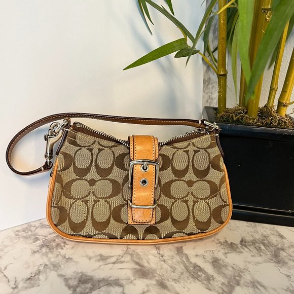 Coach Handbags - Coach Signature Bag with Buckle